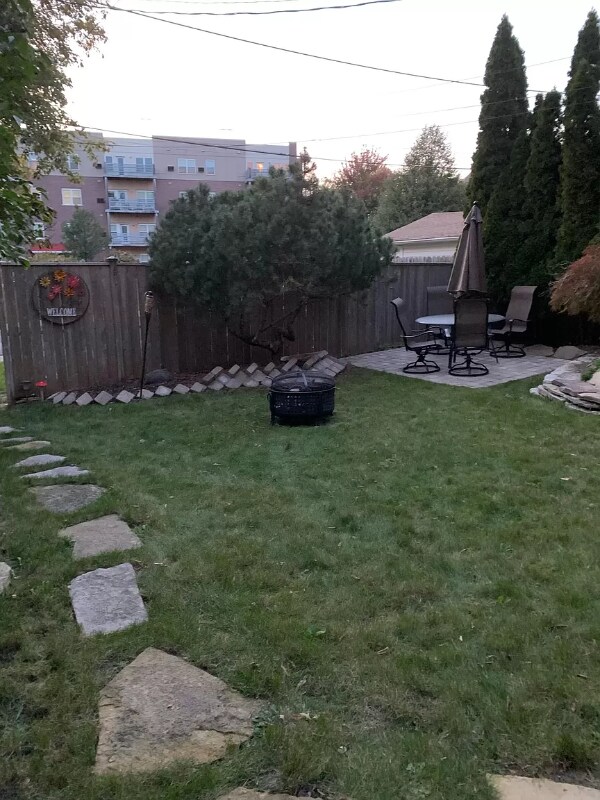 Building Photo - 2583 S Burrell St