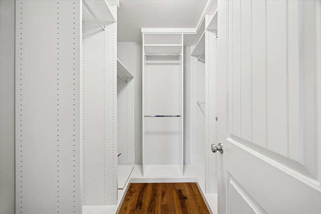 Building Photo - 4014 Woodhead St