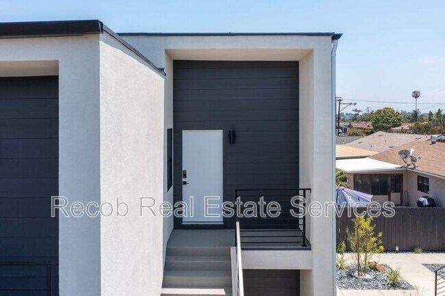 Building Photo - 6634-6644 Rockglen Ave