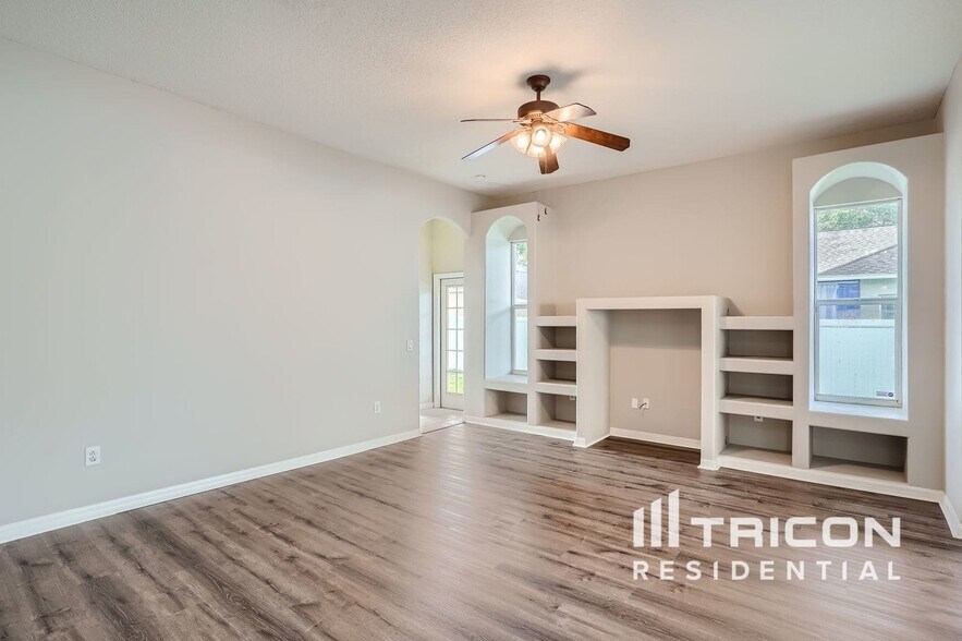 Building Photo - 4320 Balington Dr