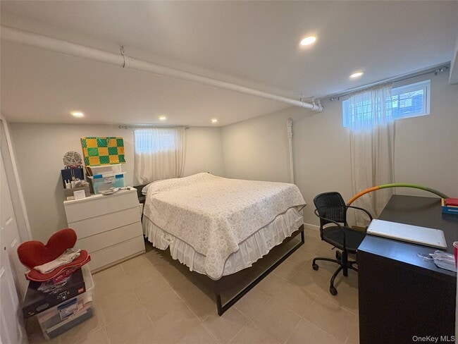 Building Photo - 58-36 Bell Blvd