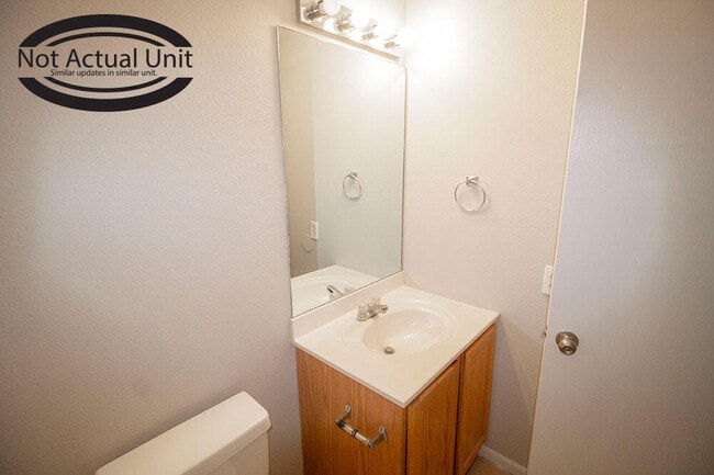 Building Photo - 1604 Citadel Dr