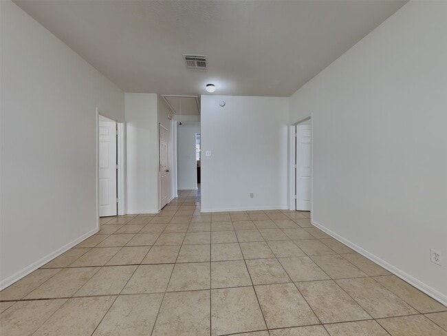 Building Photo - 16927 Jelly Park Stone Dr