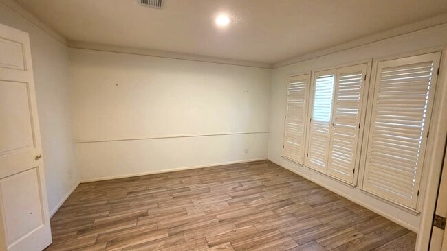 Building Photo - 7510 Creek Glen Dr