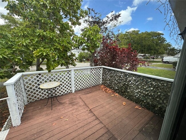 Building Photo - 3028 SW 50th St