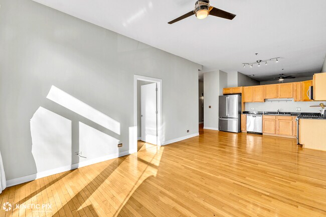 Building Photo - 1 S Leavitt St