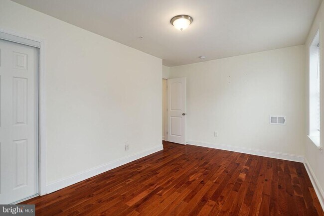 Building Photo - 1510 Brown St