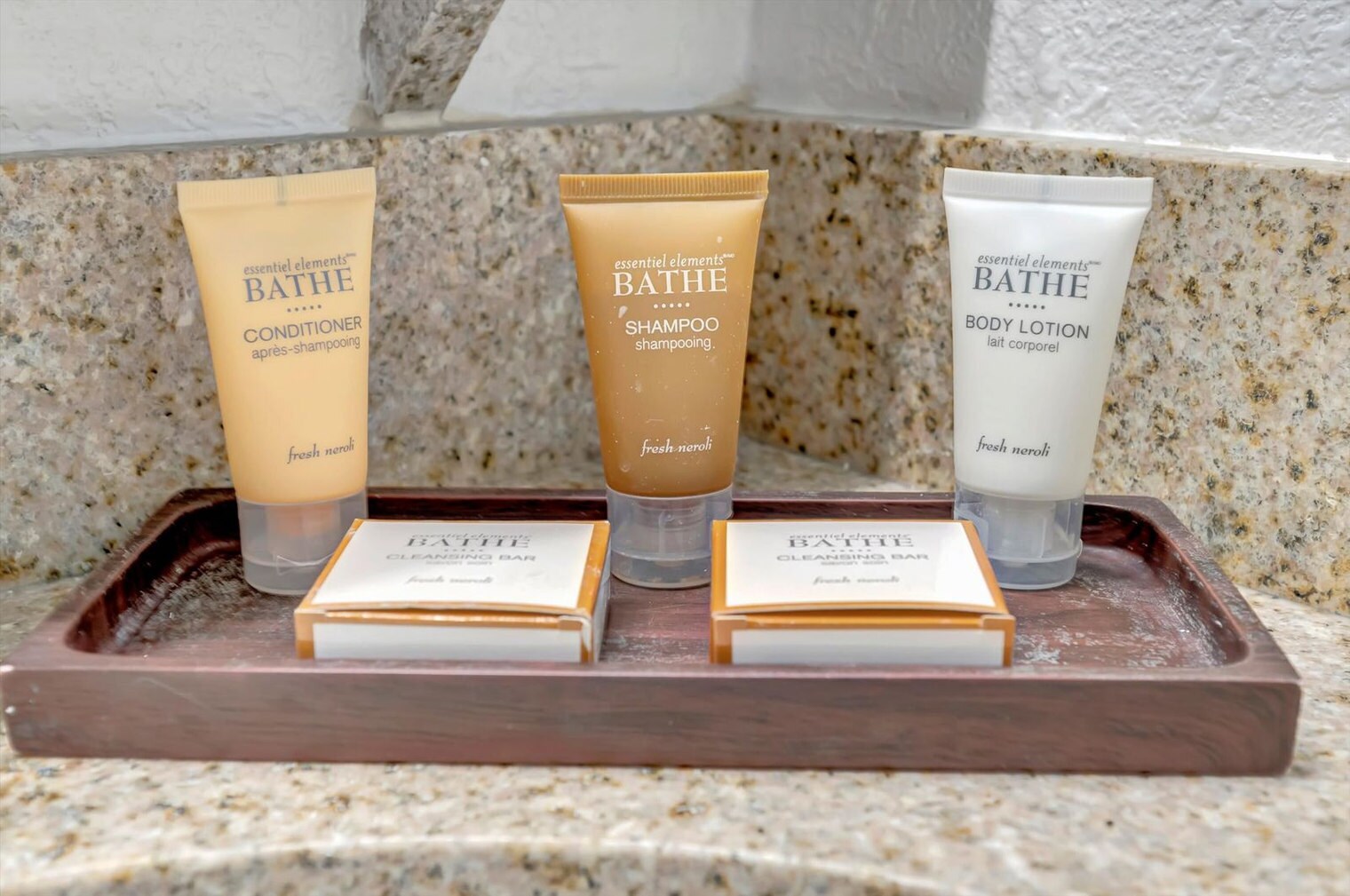 Building Photo - 2506 N Rocky Point Dr