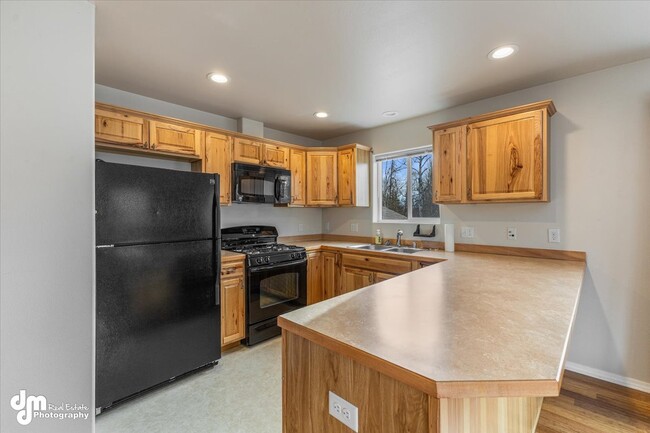 Building Photo - 4051 E Birch View Dr