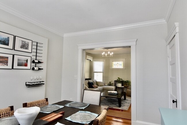 Building Photo - 14 Castlerock St