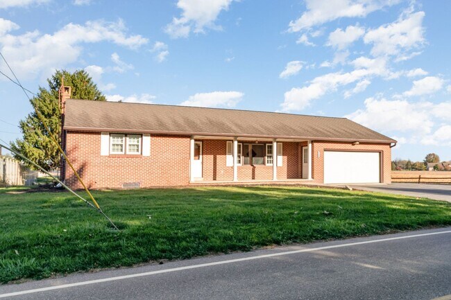 Building Photo - 800 Spruce St