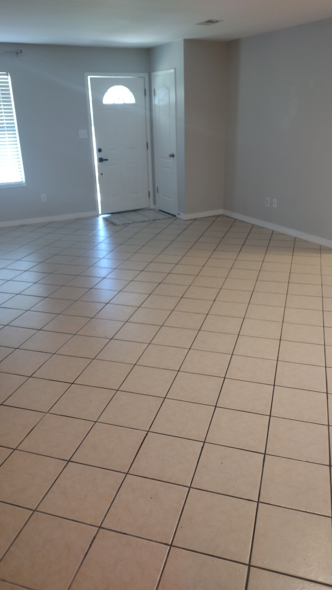 Building Photo - 2842 Villa Woods Cir