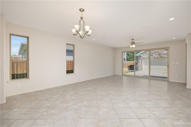 Building Photo - 14505 Limestone Way