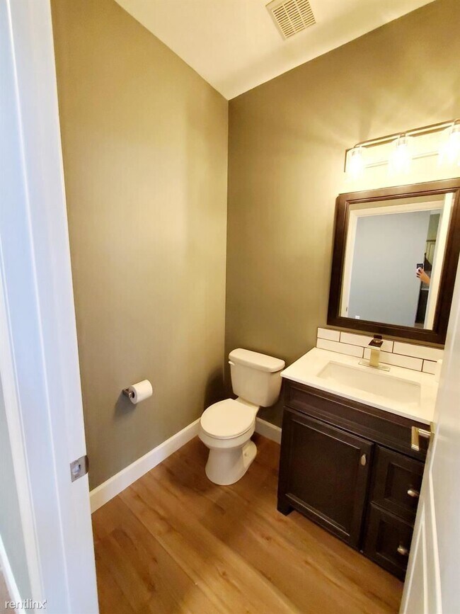Building Photo - 4 br, 2.5 bath House - 19377 SW 65th St