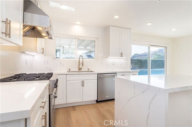 Building Photo - 19116 Nashville St