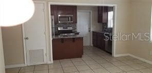 Building Photo - 516 N Wellington Dr