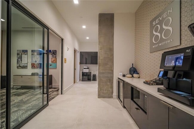 Building Photo - 788 West Marietta St NW