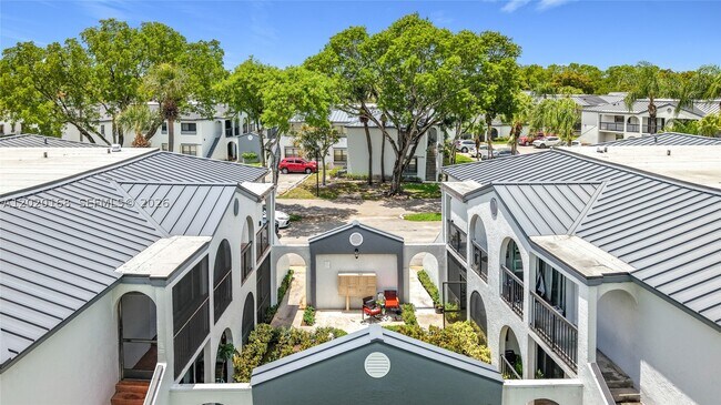 Building Photo - 18296 Mediterranean Blvd