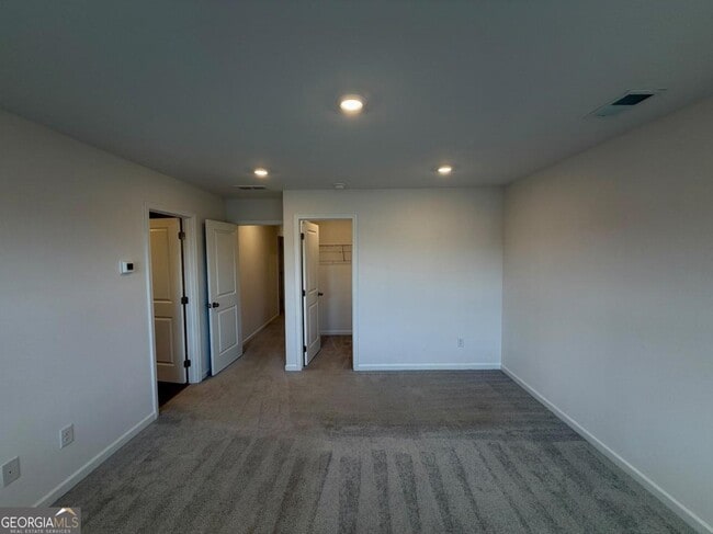 Building Photo - 257 Kenoot Dr