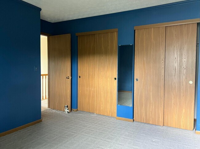 Building Photo - 758 N Starr Dr