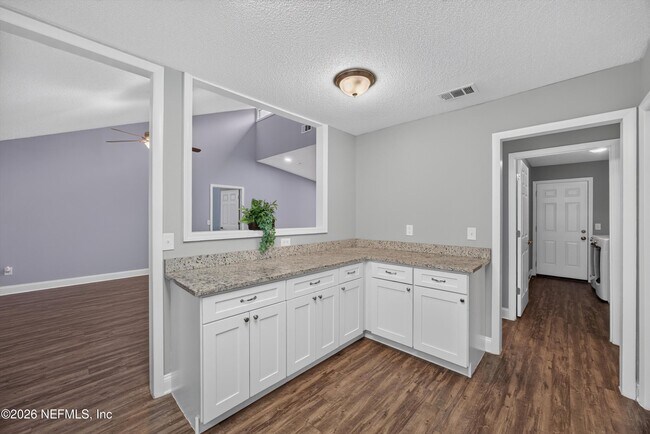 Building Photo - 12344 Cormorant Ct