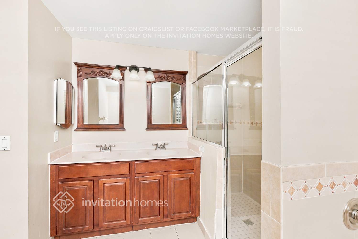 Building Photo - 15270 SW 46th Ct