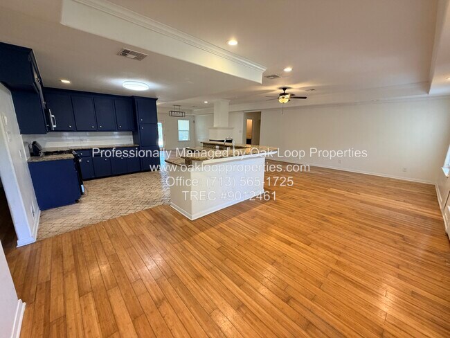 Building Photo - 12514 Safeguard St