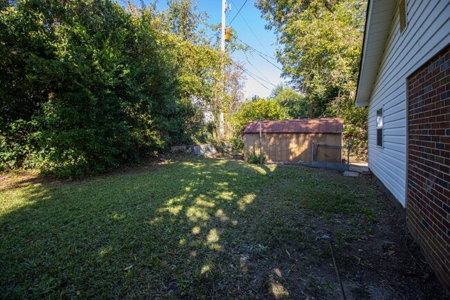 Building Photo - Renovated Historic Columbia Gem: 3-Bed, 2-Bath Home with Modern Updates ~ JUST REDUCED!