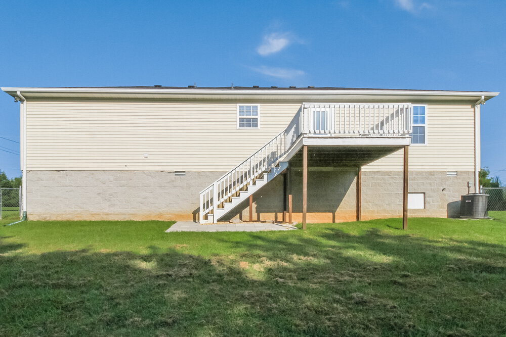 Building Photo - 2055 Gardendale Dr