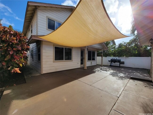 Building Photo - 91-1040 Kaipu St Ewa Beach, HI 96706