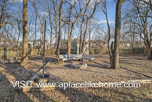 Building Photo - 313 S Darrowby Dr