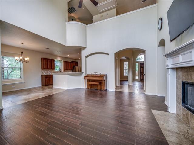 Building Photo - 7003 Chittamwood Dr