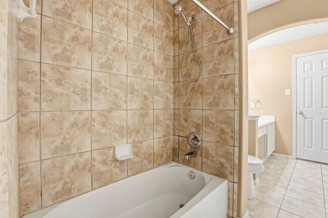 Building Photo - 9618 Red Rugosa Dr