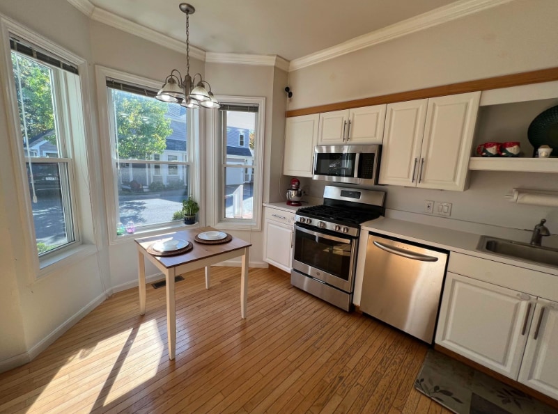 Building Photo - 9 Maple Ridge Dr