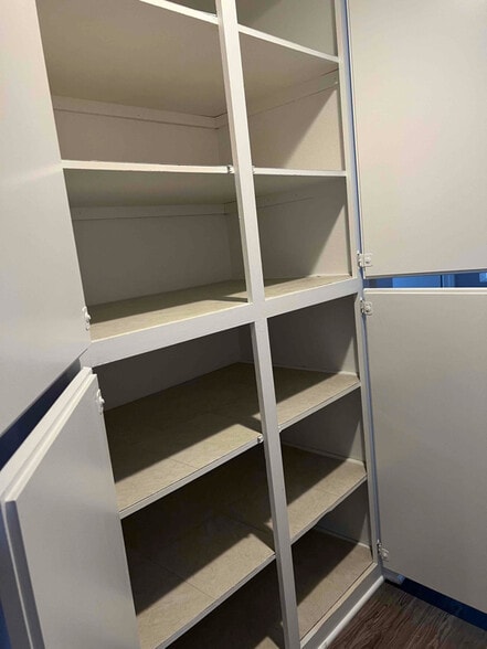 Building Photo - 4791 Carmonita Ln