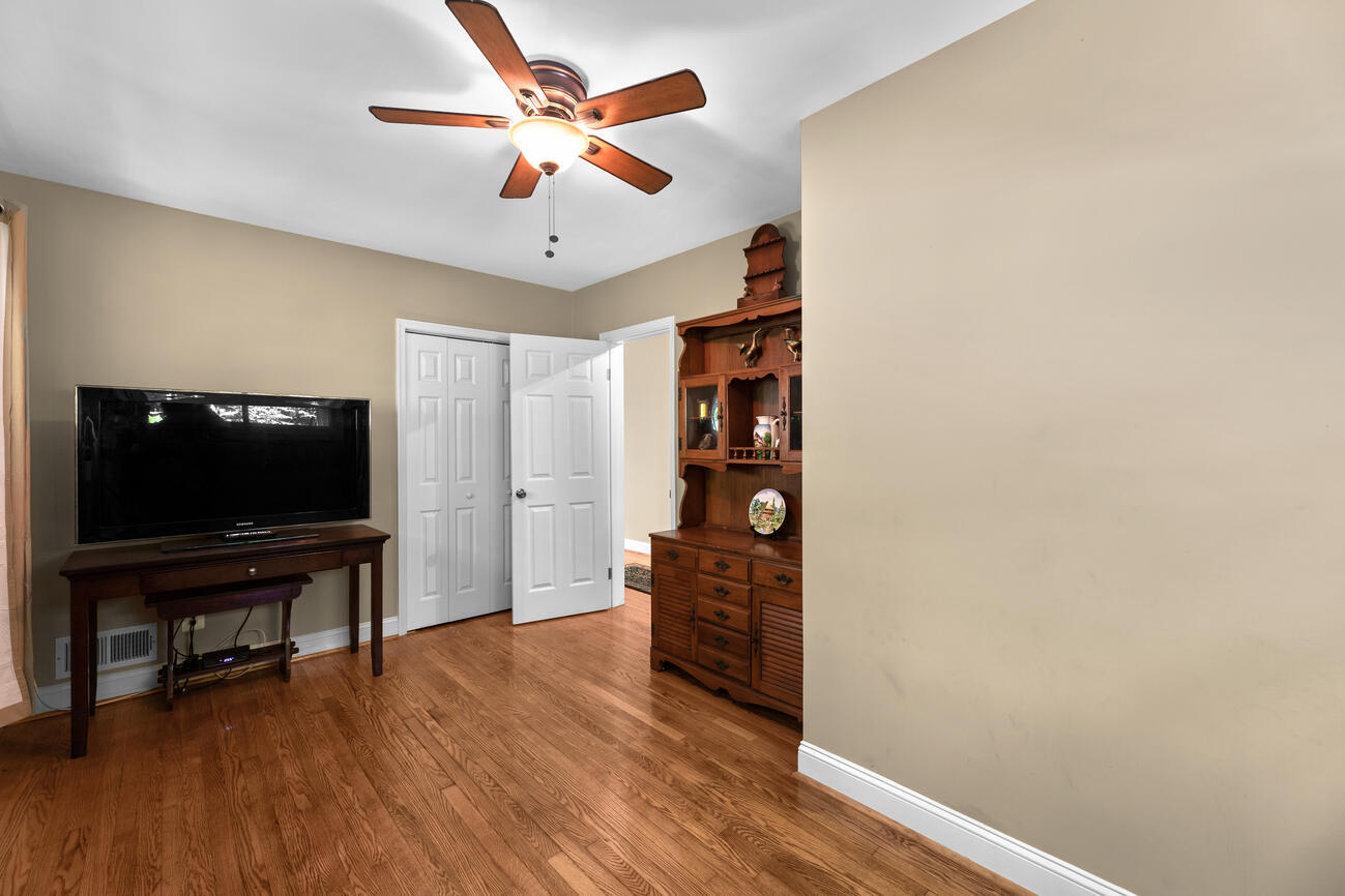 Bedroom photo 3 - 1008 Hobbs Dr