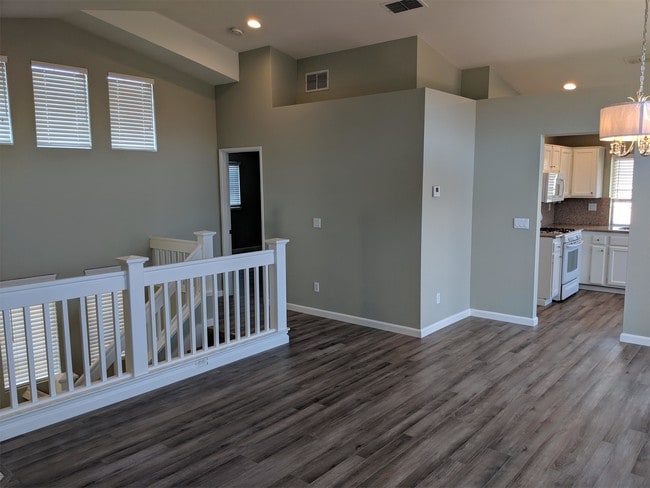 Building Photo - 5443 Andromeda Cir