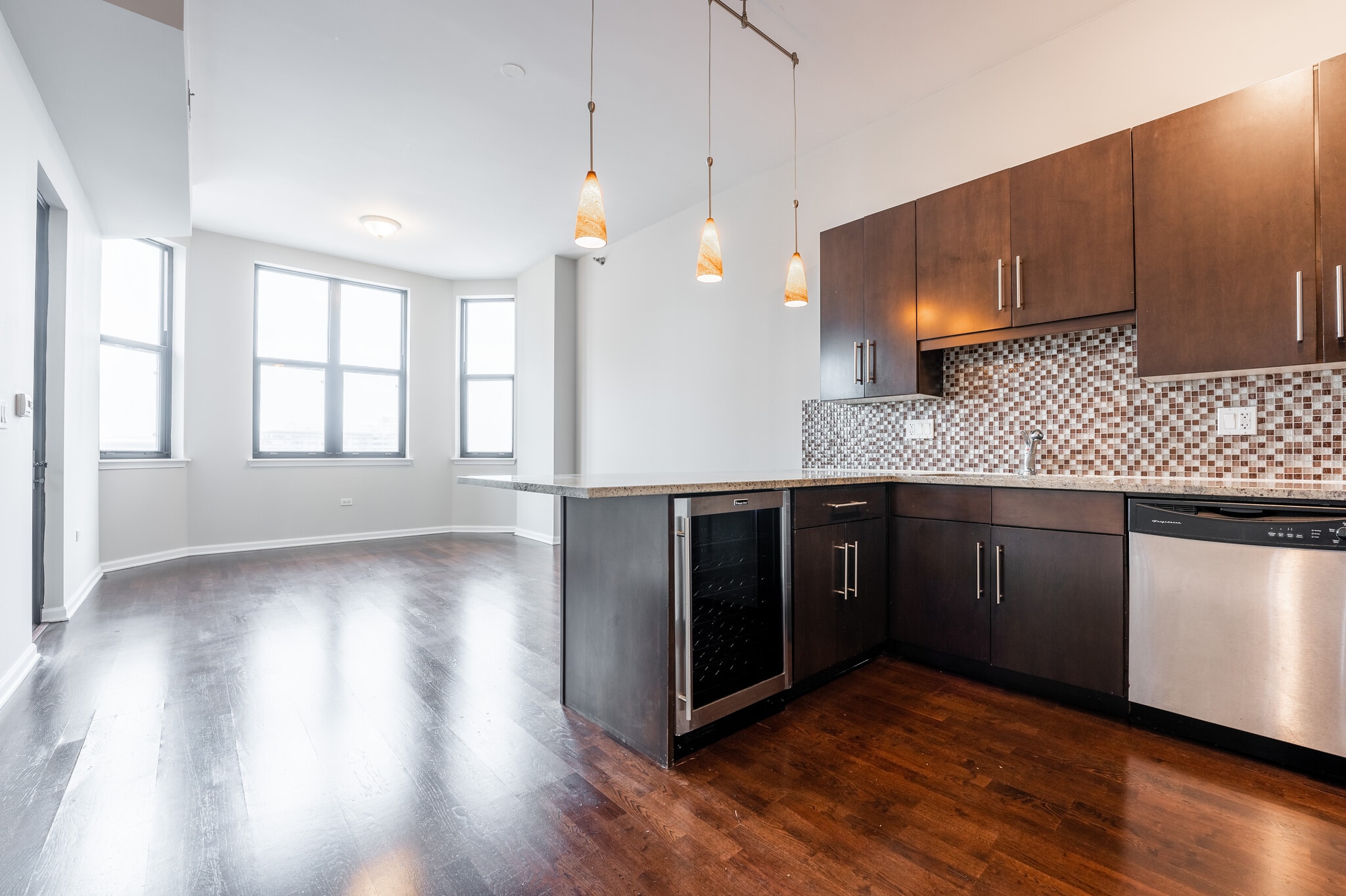 Building Photo - 1464 S MICHIGAN Ave