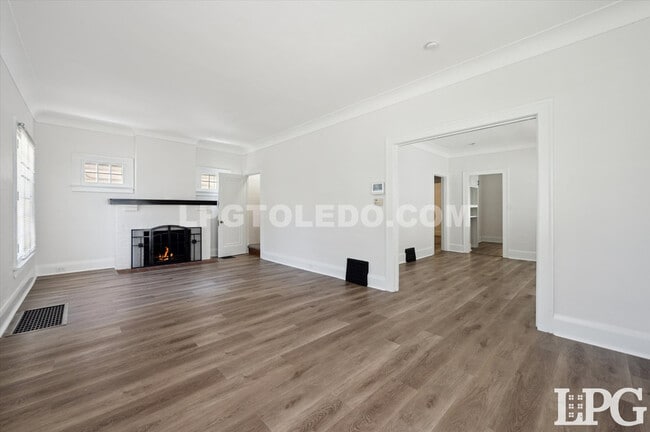 Building Photo - 3617 Homewood Ave