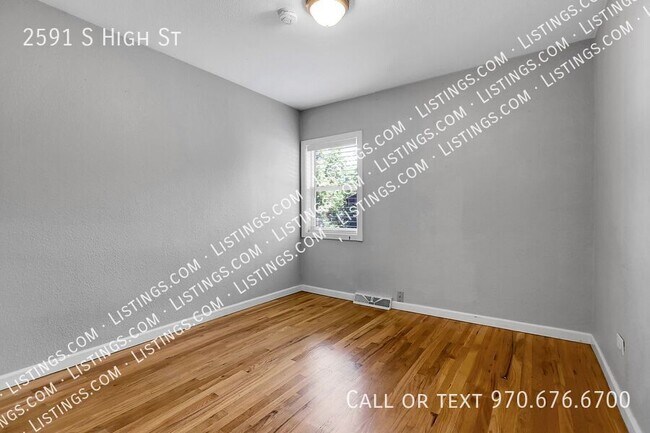 Building Photo - 2591 S High St