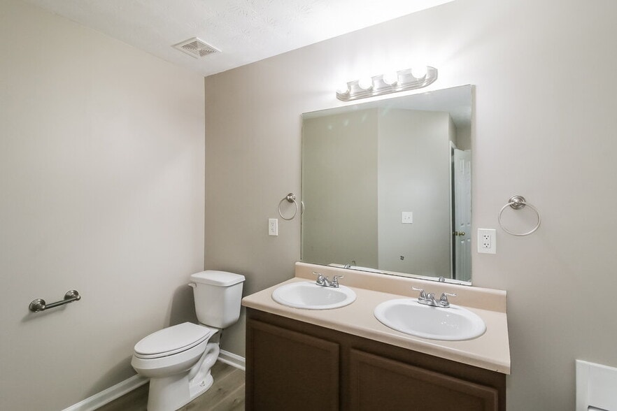 Building Photo - 1642 Boxcar Pl NE