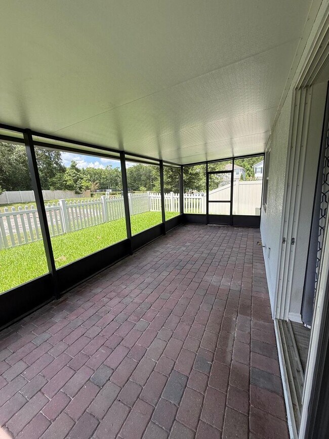 Building Photo - 3 BEDROOM, 2 BATHOOM IN DEANS XING/LITTLE ECON