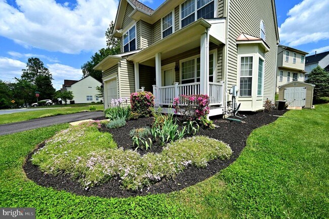Building Photo - 9100 Goldfield Pl