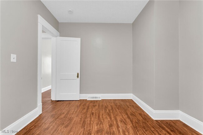 Building Photo - 3309 Desota Ave