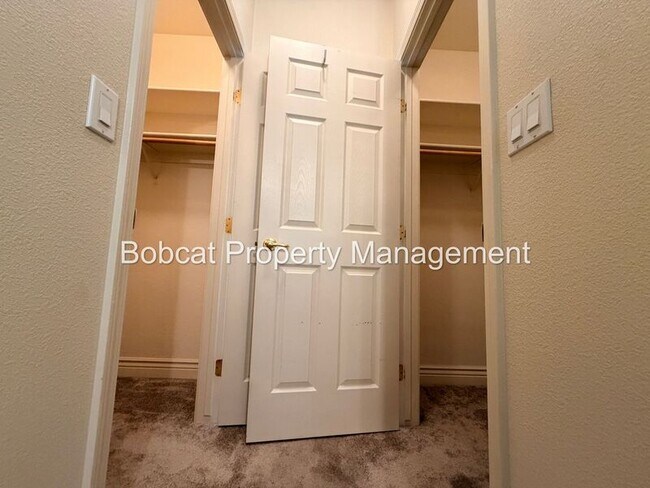 Building Photo - 1362 Branden Ln