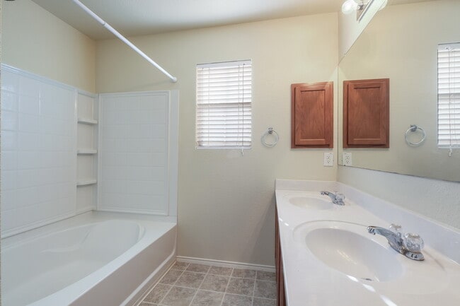 Building Photo - ***APPLICATION CURRENTLY UNDER REVIEW***MO...