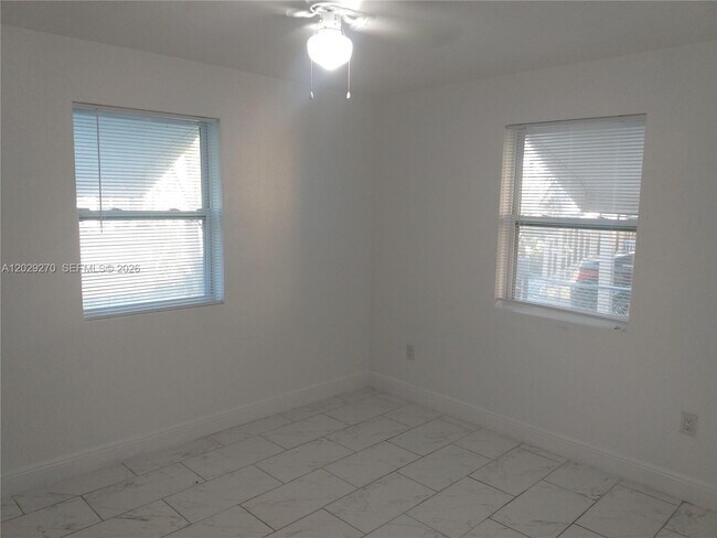 Building Photo - 710 52nd St