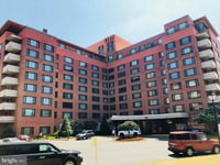 Building Photo - 1011 Arlington Blvd