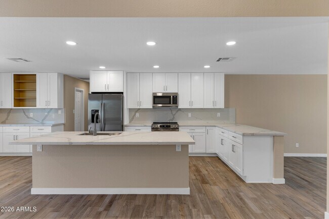 Building Photo - 18408 N 46th Dr