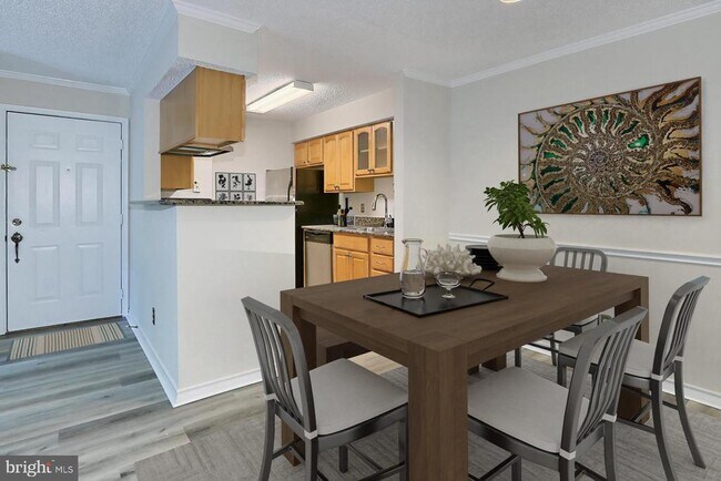 Building Photo - 1513 Lincoln Way